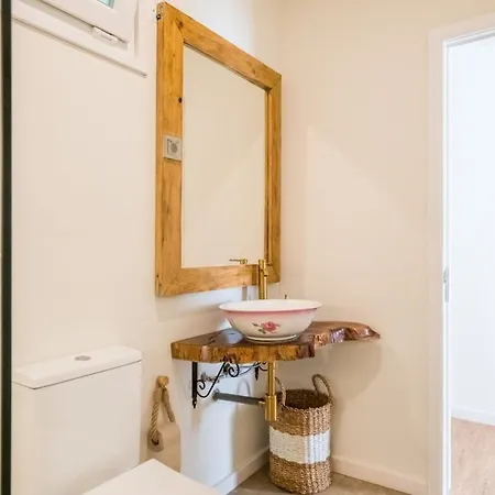 Apartament Cozy With Jacuzzi - Near The Airport *