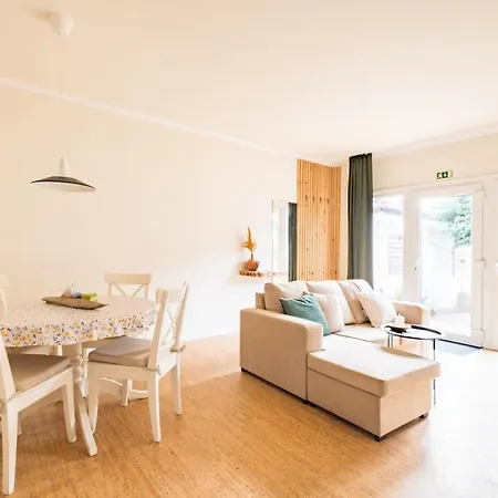 Cozy With Jacuzzi - Near The Airport * ポンタ・デルガダ