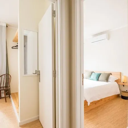 Cozy With Jacuzzi - Near The Airport ポンタ・デルガダ