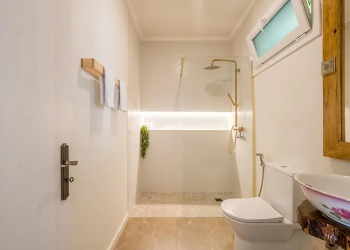 Cozy With Jacuzzi - Near The Airport * Ponta Delgada