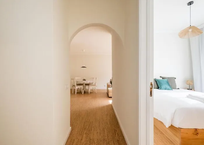 아파트 Cozy With Jacuzzi - Near The Airport